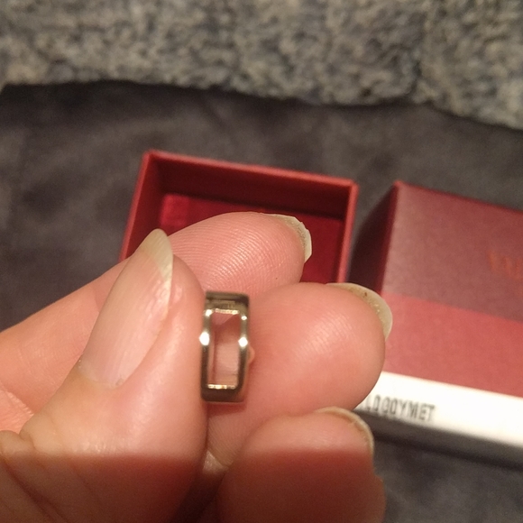 Beautiful pendant by Valentino - Picture 4 of 8